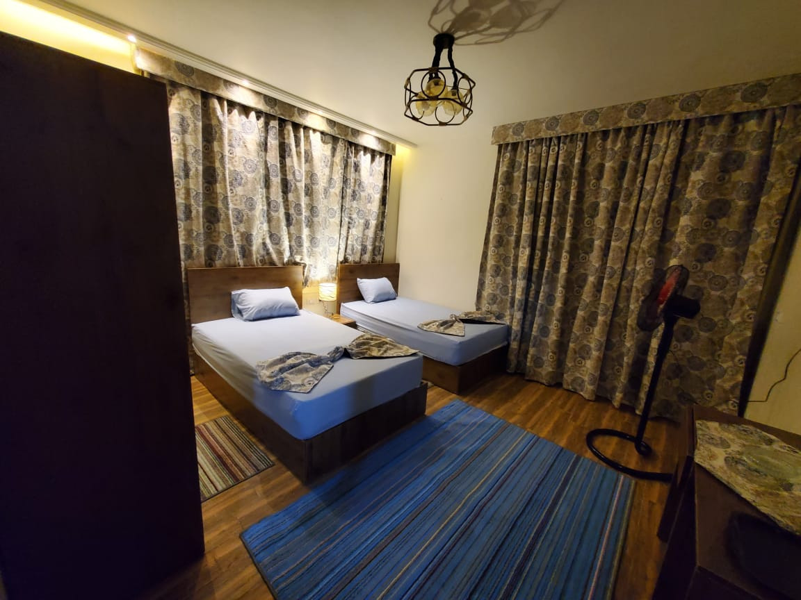 Renzo -   Property 419