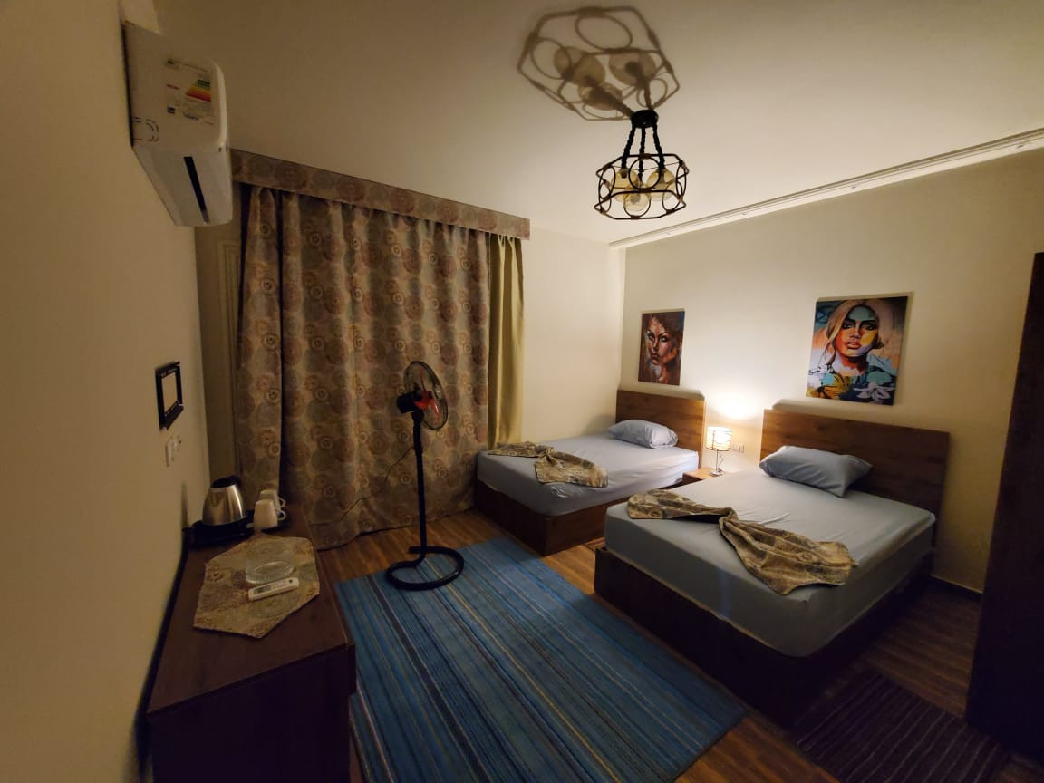 Renzo -   Property 419