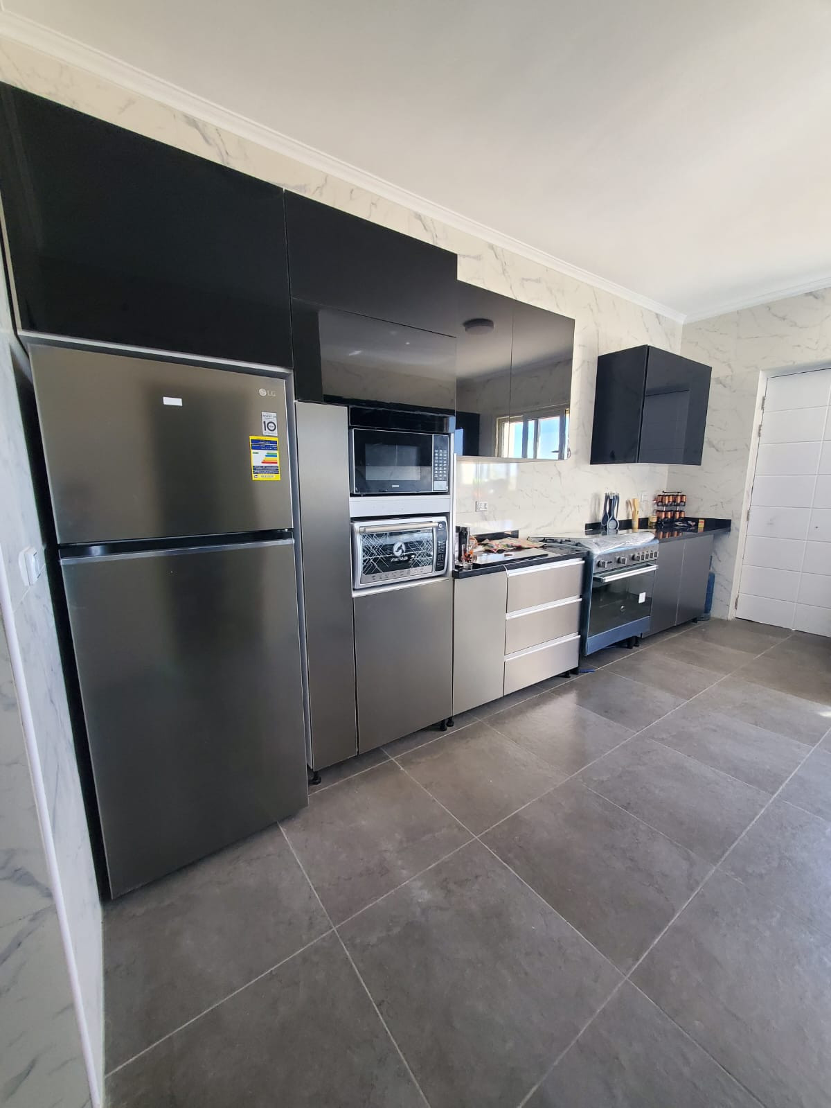 Renzo -   Property 419