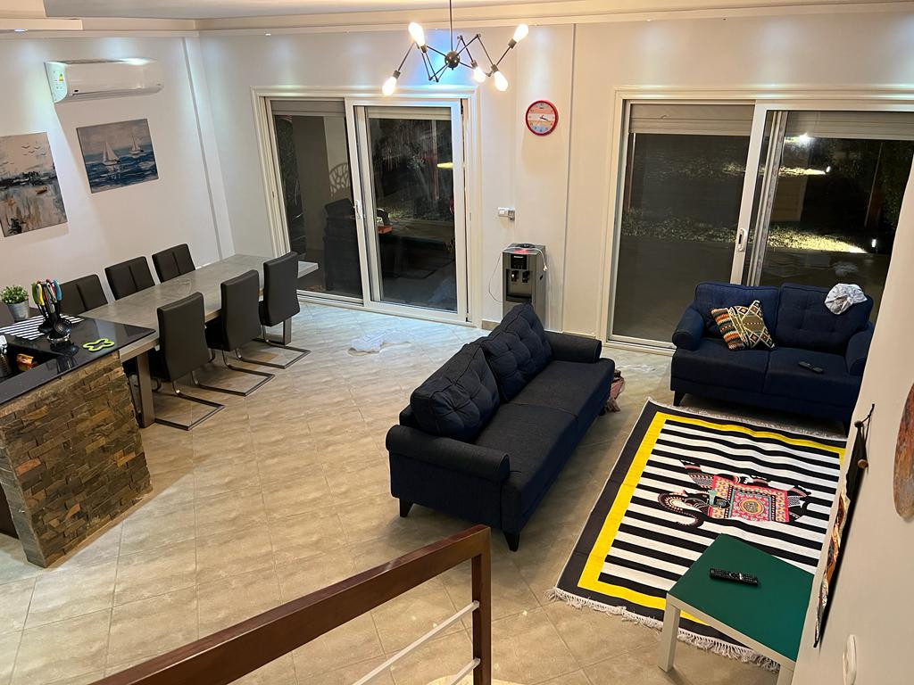 Renzo -   Dublex in Amwaj with Garden